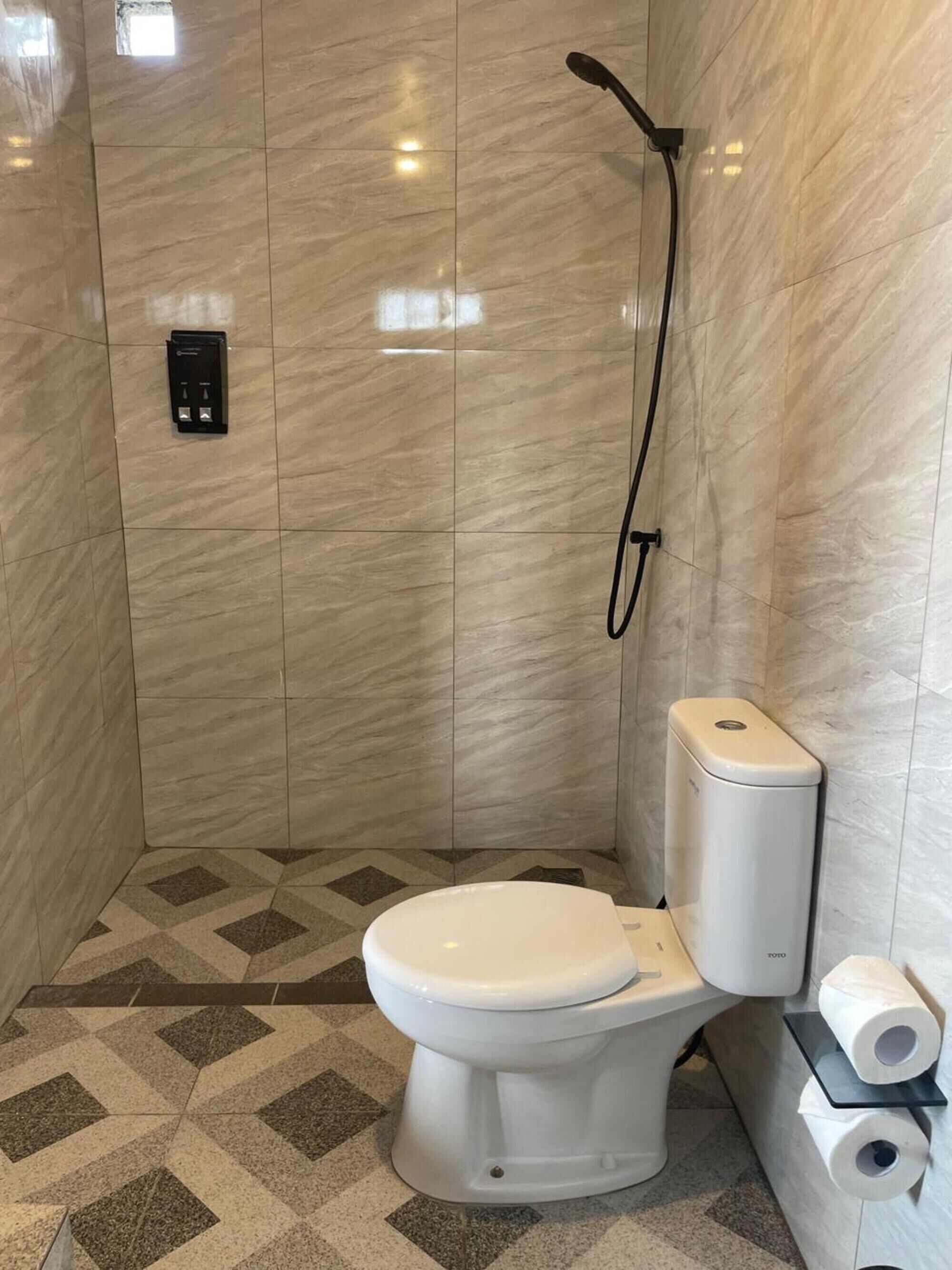 Suite Deluks, kolam renang pribadi | Kamar mandi