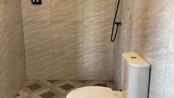 Suite Deluks, kolam renang pribadi | Kamar mandi