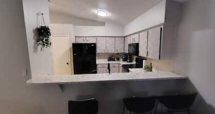 Lovely 3-bedroom house with huge patio in charming Medulla/South Lakeland FL.