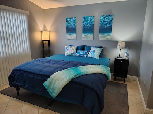 Lovely 3-bedroom house with huge patio in charming Medulla/South Lakeland FL.