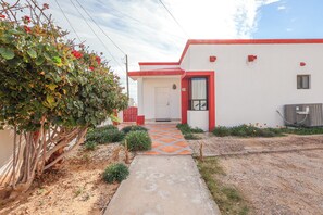 Exterior - Casa de la Suerte - Steps to the Beach, Ocean Views & Stunning Sunsets (Puerto Penasco)