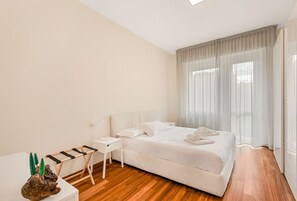 Tabla de planchar con plancha