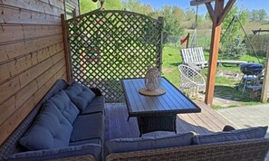 House | Balcony - Comfortable Holiday Home With Sauna and Jacuzzi (Lipusz)