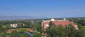 Quaint 1-bedroom bed & breakfast in vibrant Kisumu