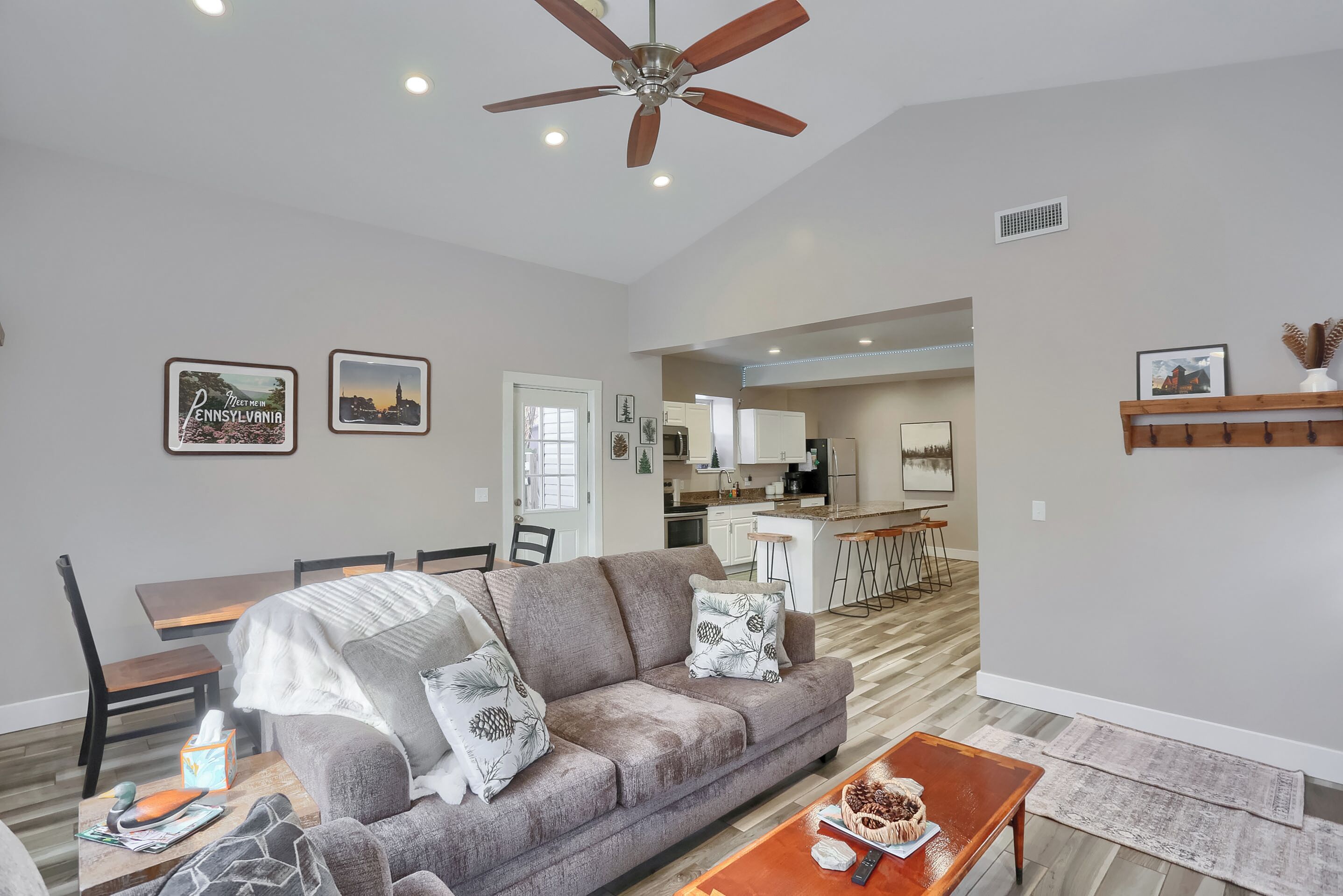 Smart TV, fireplace, offices