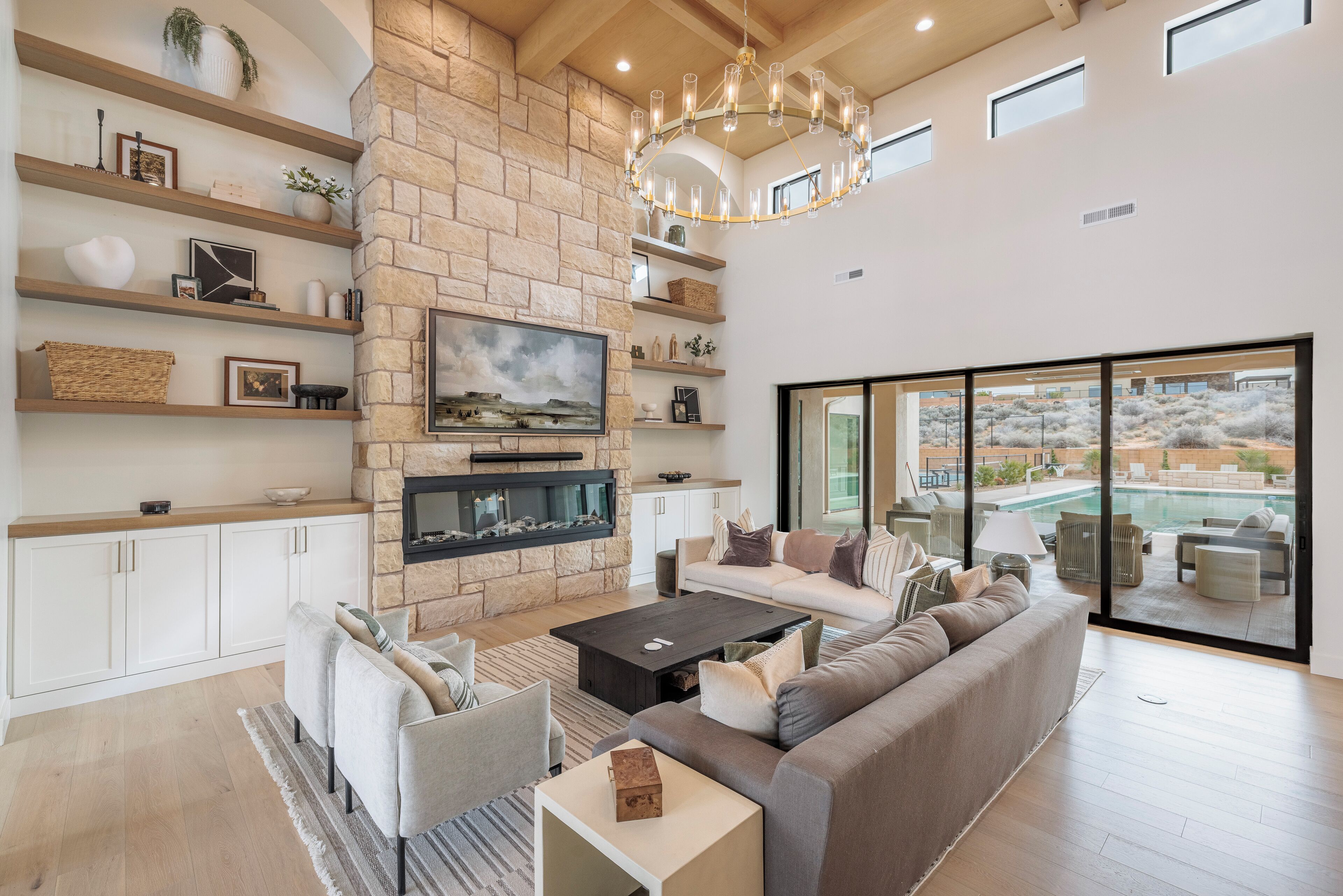 Smart TV, fireplace, table football, ping pong