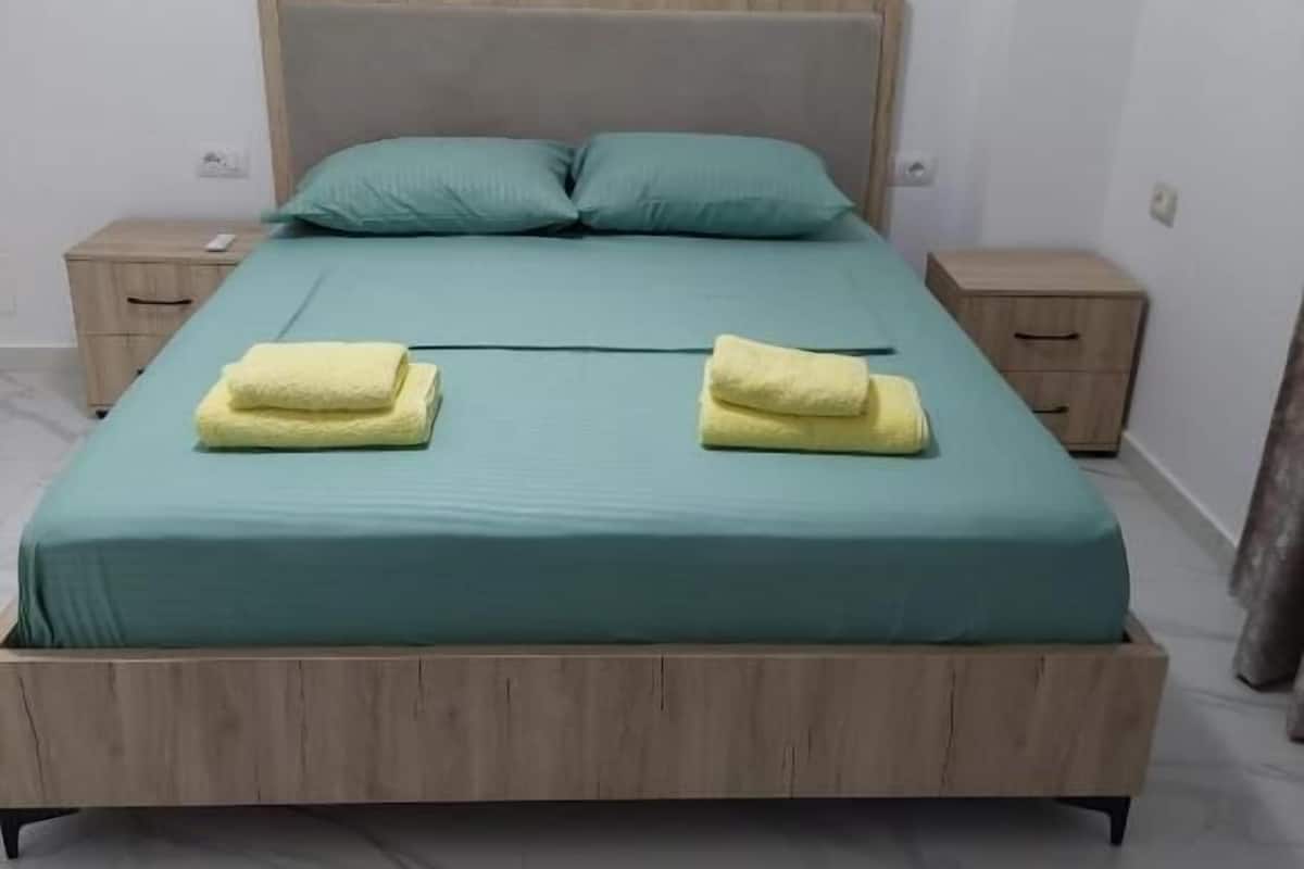 Habitación Confort doble, balcón | Wifi gratis