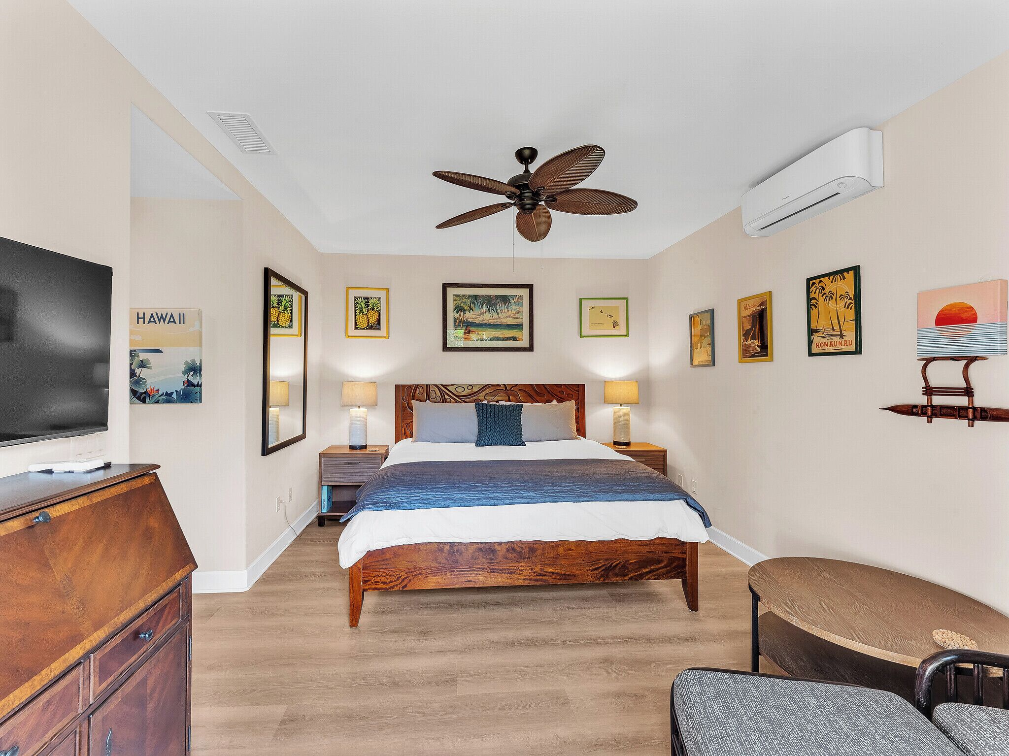 Desk, iron/ironing board, travel crib, WiFi