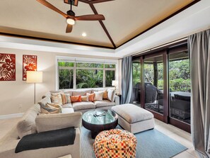Smart TV, books, stereo - KaMilo at Mauna Lani w/Beach Club access |Sleeps 6 (Kamuela)