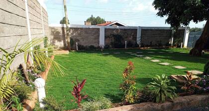 Charming 4-bedroom bungalow in peaceful Nyeri neighborhood