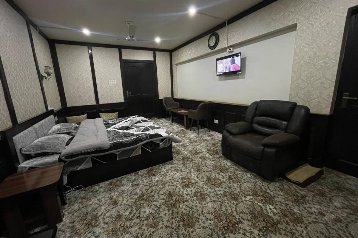 Executive Room | Peralatan tempat tidur premium, katil Select Comfort 