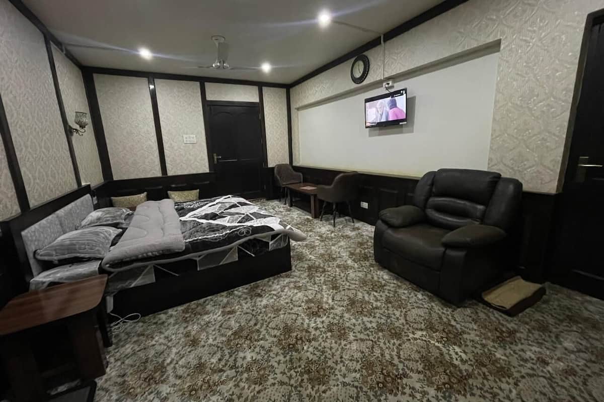 Executive szoba | Prémium ágynemű, Select Comfort-matrac, sötétítőfüggöny és ingyenes wifi