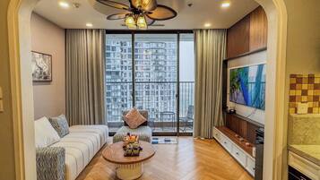 Duplex, 1 Bedroom, Balcony, Lake View | Living area | 30-inch plasma TV with satellite channels