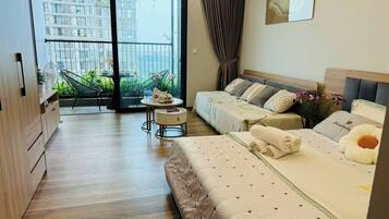 Studio Suite, 1 kamar tidur, balkon, pemandangan danau | Fasilitas kamar