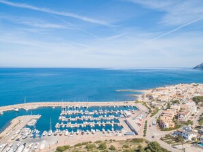 Marina - Charmantes Ferienhaus mit großer Terrasse by Interhome (Betlem)