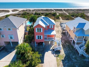 Exterior - ☀️ Gulf Front - Pet Friendly - The Turtles Nest ☀️ (Indian Pass)