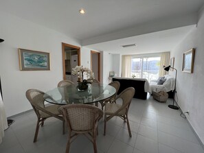 Dining - ISholidays Acron Puerto Pollensa by Interhome (Formentor)