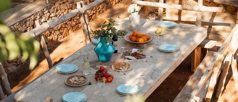 Outdoor dining