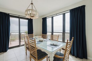 Dining - 204E A Beautiful 3 bedroom/3 bath unit (Orange Beach)
