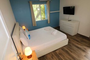 خدمة الإنترنت وملاءات أسرّة