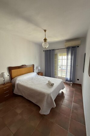 3 bedrooms, Internet - Haus mit Schwimmbad in Strandnähe by Interhome (Huelva/Punta Umbria/Mazagón)