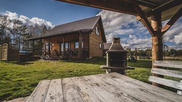 House | Terrace/patio