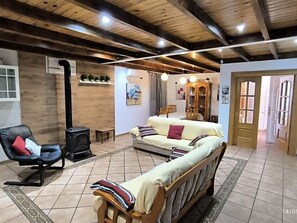 Fireplace, DVD player - Haus Mirador de Aranjuez - TuCasaTemporal by Interhome (Seseña - Castilla la Mancha)