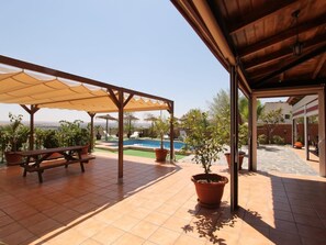 Outdoor dining - Haus Mirador de Aranjuez - TuCasaTemporal by Interhome (Seseña - Castilla la Mancha)
