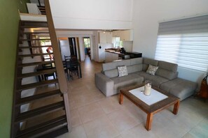 Living area - Blue Sail Apartments - Two bedroom apartments (sint maarten)