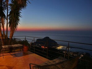 Terrace/patio - für 10 Personen in Cefalù, Sizilien (Nordküste von Sizilien) by Interhome (Cefalù)