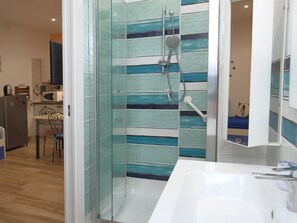 Bathroom - Marisol Haus by Interhome (Cefalù)