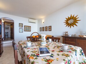 Dining - CASA NIU ASTORI by Interhome (Costa Rei)