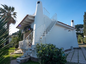 Exterior - Schöne freistehende Villa nur wenige Schritte vom Strand entfernt in Costa Rei by Interhome (Costa Rei)