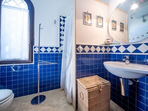 Bathroom - Schöne freistehende Villa nur wenige Schritte vom Strand entfernt in Costa Rei by Interhome (Costa Rei)