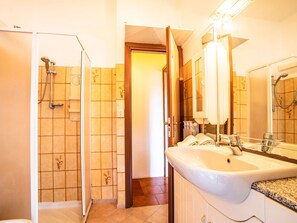 Bathroom - SABRINA 11/B by Interhome (Comacchio)