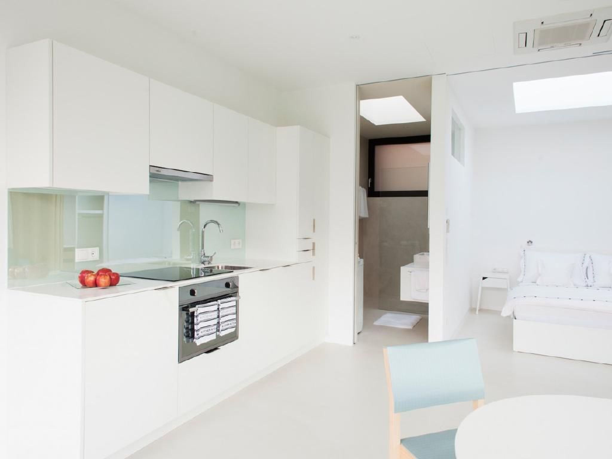 Frigorifero, microonde, forno, lavastoviglie