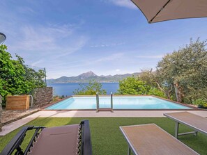 Pool - Privater Pool und herrlicher Seeblick by Interhome (Albisano)