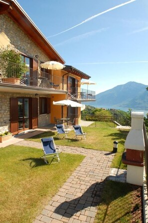 Terrace/patio - 'Zwei-Zimmer-Balkon by Interhome (Manerba)