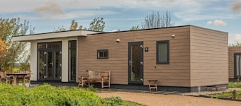 Cube XL | stijlvol en licht 6 persoons chalet