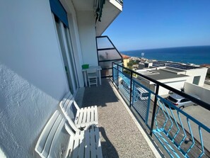 Terrace/patio - Wohnung mit Meerblick by Interhome (Albisola)