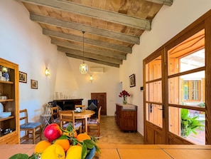 Dining - "Sa Sini" mit Terrasse by Interhome (Búger)