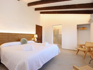 Internet - Große Villa auf dem Lande in der Nähe von Pollensa. by Interhome (Alcúdia)