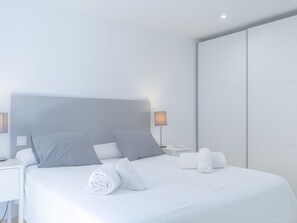 2 bedrooms, Internet - "Luisamar Meerblick". by Interhome (S'Illot)