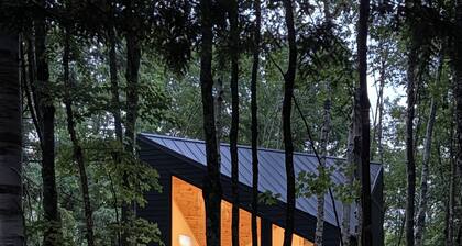 A distinctly modern stay hidden in Wisconsin's Northwoods.