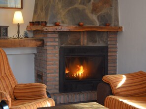 Interior - Landhaus mit zwei Schlafzimmern in La Alpujarra by Interhome (Valor)