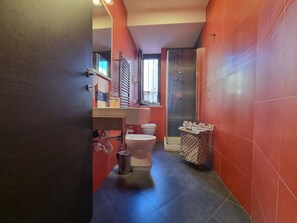 Bathroom - Pruni's Home von Holiday World by Interhome (Palermo)