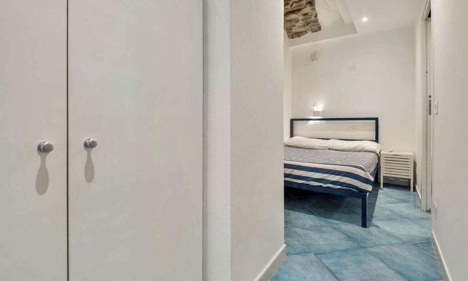 Visit Our Cozy Cargavuu Apartment In The Heart Of Riomaggiore, One Of The Most Picturesque Villages Of The Cinque Terre.located In The Center Of The Village, A Few Steps From The Train Station, This Apartment Is Perfect For Those Who Want To Explore The - Manarola