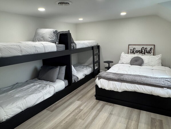 5 chambres, fer et planche à repasser, Wi-Fi gratuit