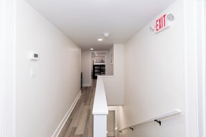 Interior - New Space for Large Groups! 5 Minutes to CP Sports Center! (Huron)