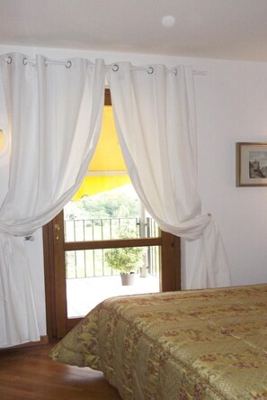 Internet - Villa Paradiso, 200 m² Ferienhaus by Interhome (Manerba)